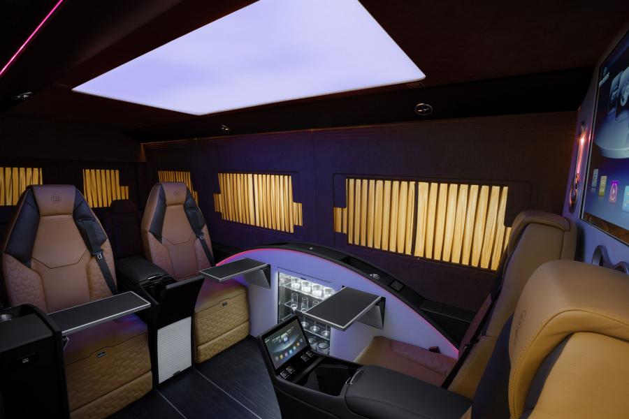 Интерьер Mercedes-Benz Sprinter Business Lounge by Brabus (Br.906) 2014 года  (фото 14 из 33)